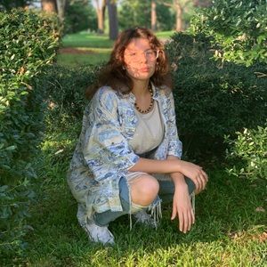 Meet your Posher, Julia